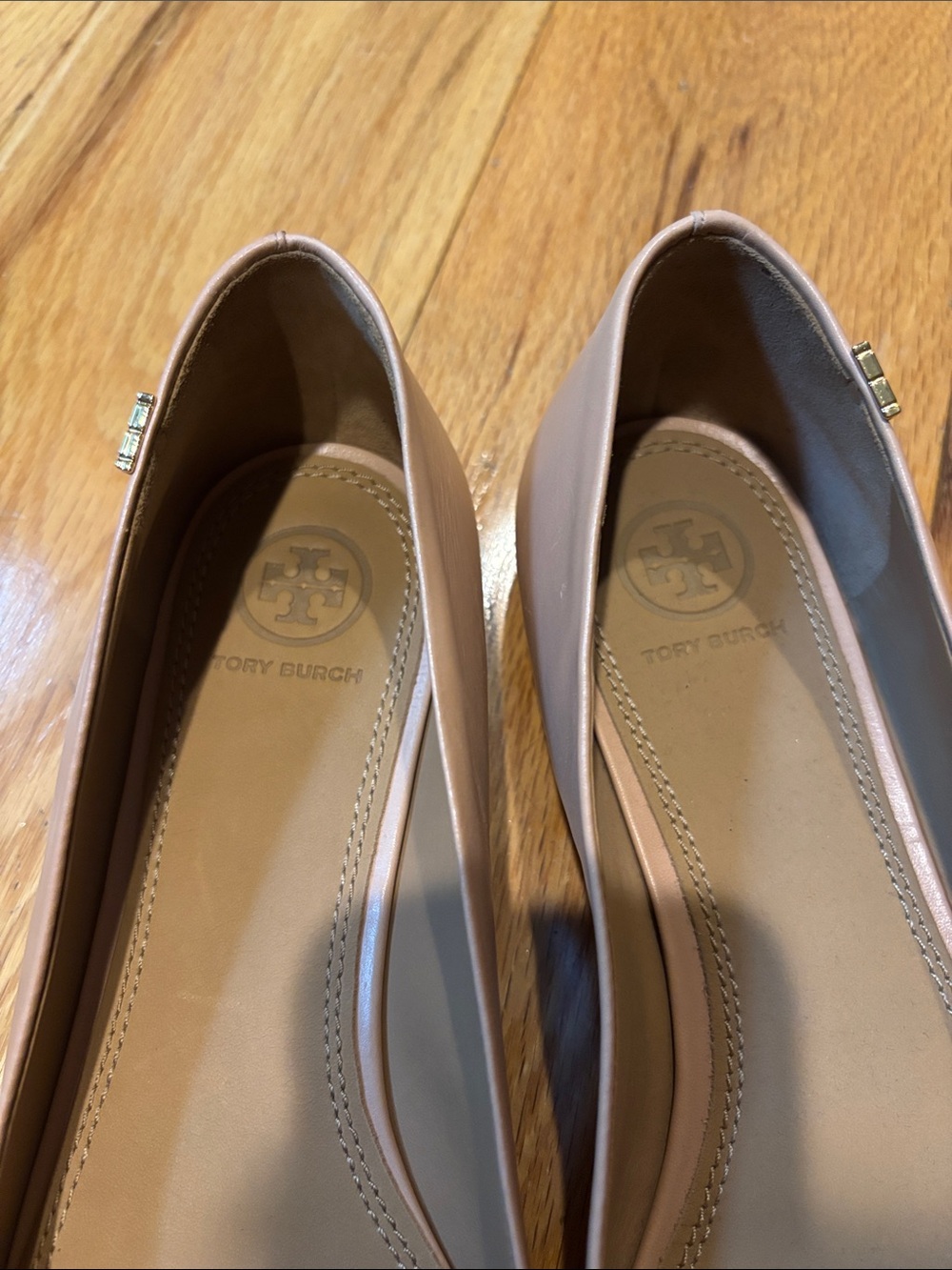 Tory Burch Penelope Embossed leather cap toe flat 9.5 - Picture 10 of 11